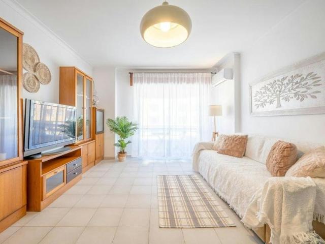 Apartamento alugar em Almada, Setúbal