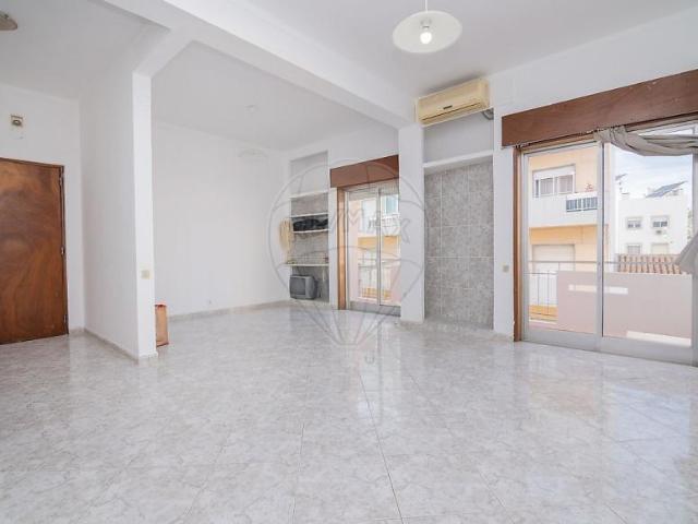 Apartamento venda em Faro