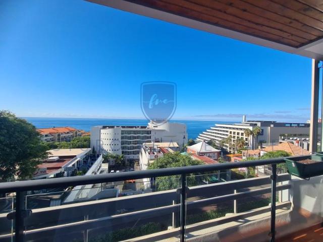 Apartamento alugar em Funchal