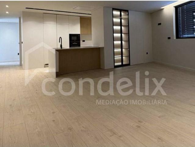 Apartamento venda em Sete Caminhos, Gondomar
