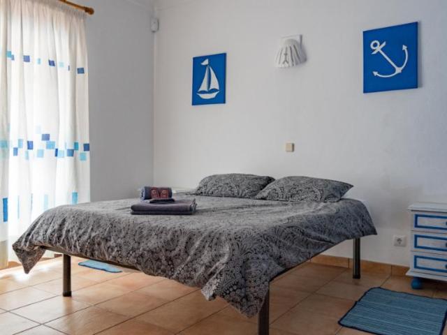 Quarto alugar em Bairro da Abrótea, Lagos