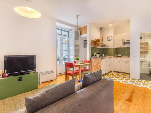 Apartamento alugar em São Vicente de Fora, Lisboa