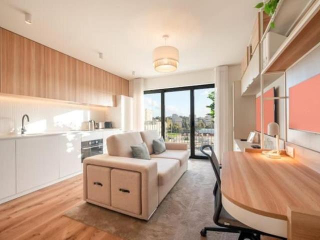 Apartamento alugar em Alta de Lisboa, Lisboa