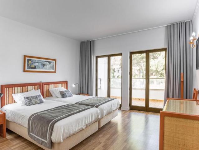 Apartamento alugar em Santo António do Estoril, Cascais