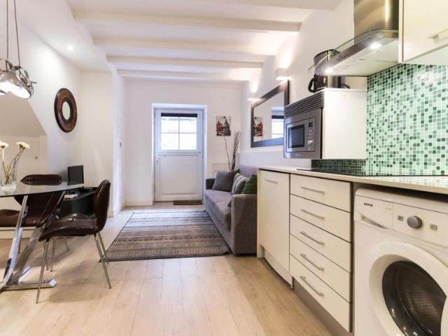 Apartamento alugar em Estrela, Lisboa