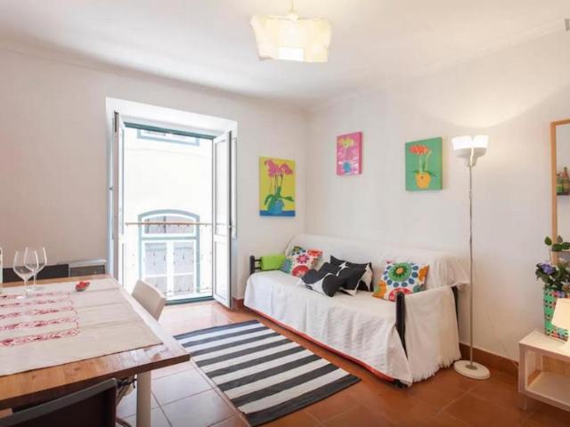 Apartamento alugar em São Vicente de Fora, Lisboa