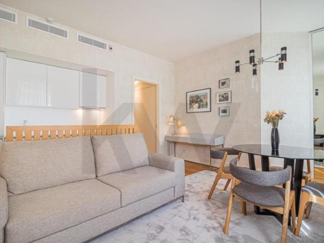 Apartamento alugar em Santo António, Lisboa