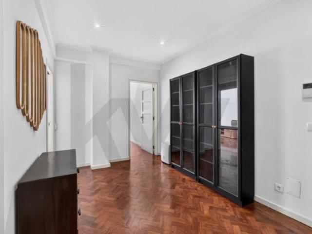 Apartamento alugar em Santo António, Lisboa