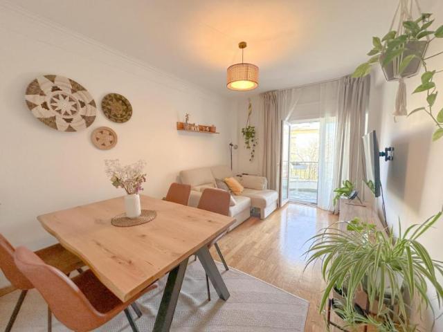 Apartamento alugar em Vale de Carenque, Queluz