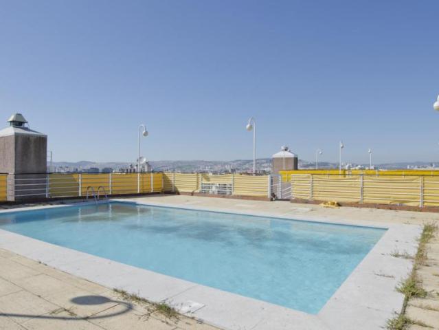 Apartamento alugar em Quinta do Lambert, Lisboa