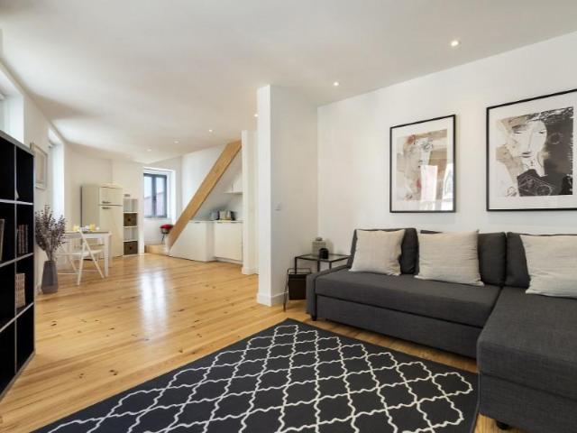 Apartamento alugar em São Francisco Xavier, Lisboa