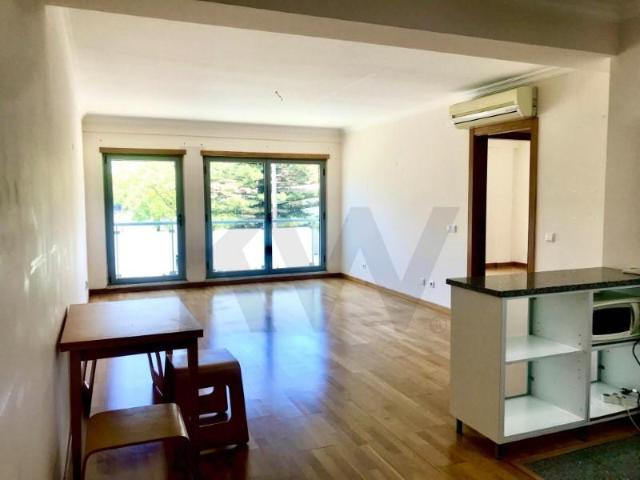Apartamento alugar em Amadora