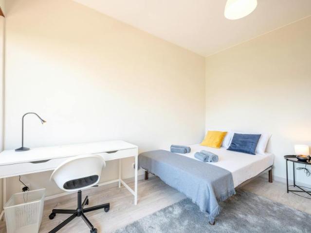 Quarto alugar em Saldanha, Lisboa