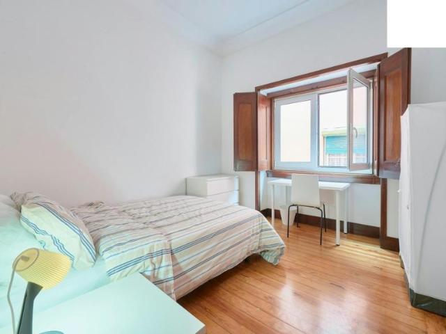 Quarto alugar em Saldanha, Lisboa