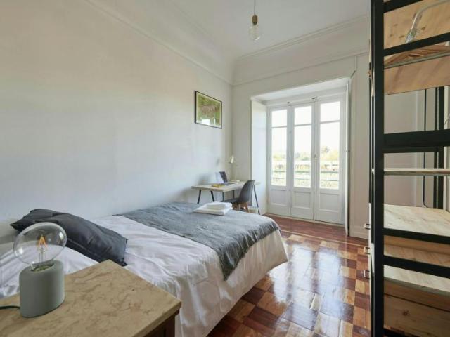 Quarto alugar em Santo António, Lisboa