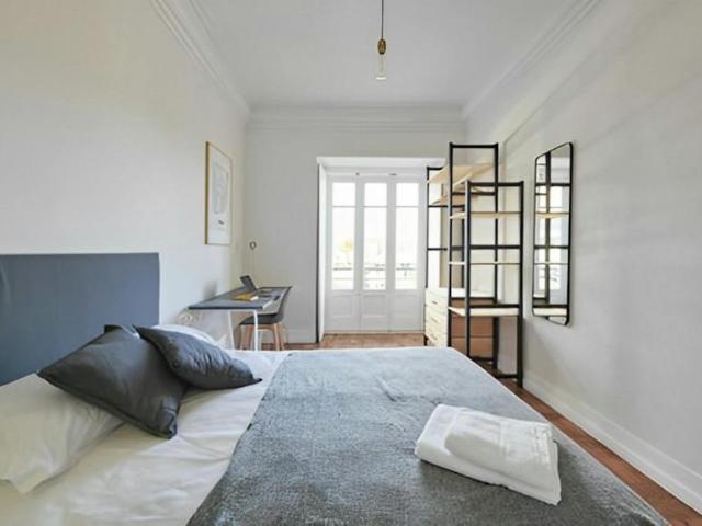 Quarto alugar em Santo António, Lisboa