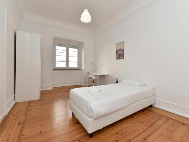 Quarto alugar em Avenidas Novas, Lisboa
