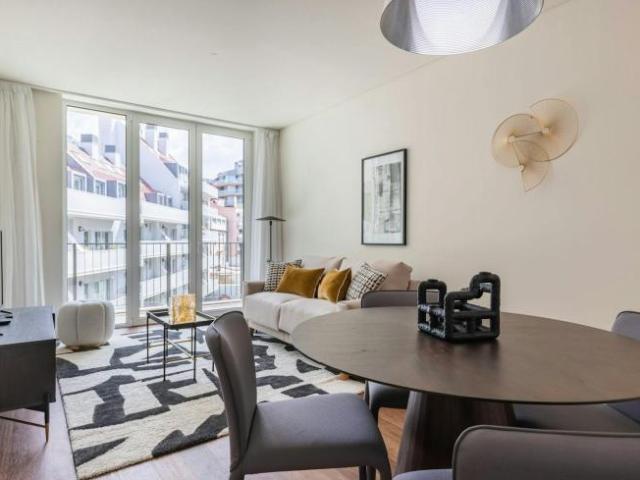 Apartamento alugar em Santo António, Lisboa
