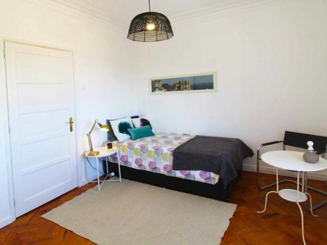 Quarto alugar em São Vicente de Fora, Lisboa
