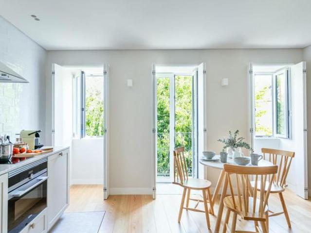 Apartamento alugar em São Vicente, Lisboa