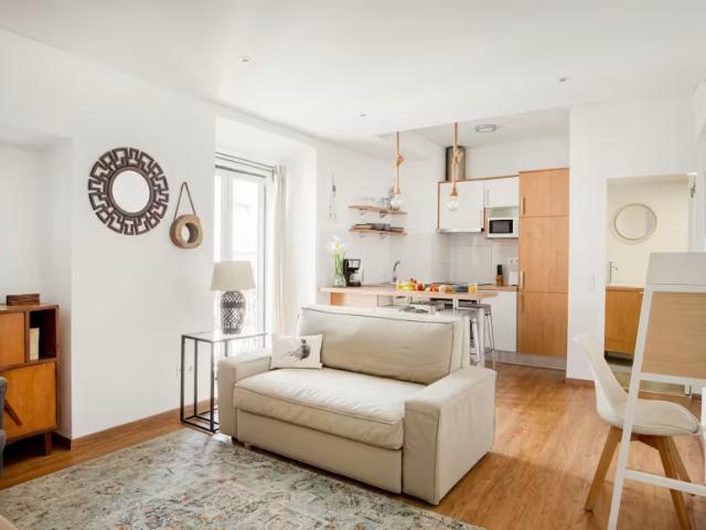 Apartamento alugar em São Vicente de Fora, Lisboa