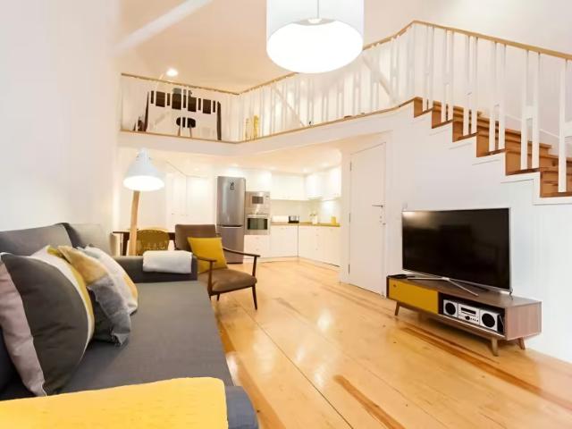 Apartamento alugar em Santa Maria Maior, Lisboa
