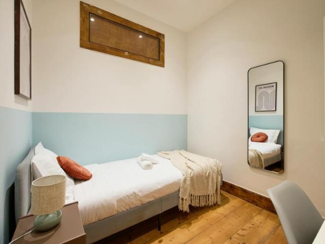 Quarto alugar em Santo António, Lisboa