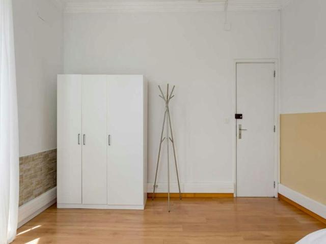 Quarto alugar em Santo António, Lisboa