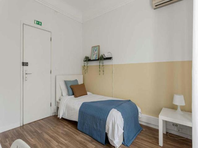 Quarto alugar em Santo António, Lisboa