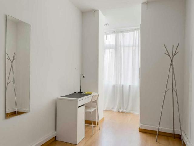 Quarto alugar em Santo António, Lisboa
