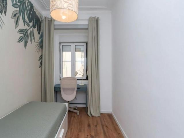 Quarto alugar em Pena, Lisboa