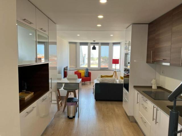 Apartamento alugar em Santo António, Lisboa