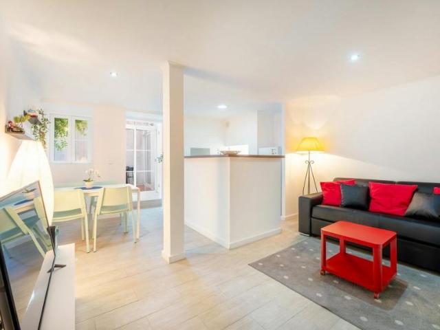 Apartamento alugar em São Vicente de Fora, Lisboa