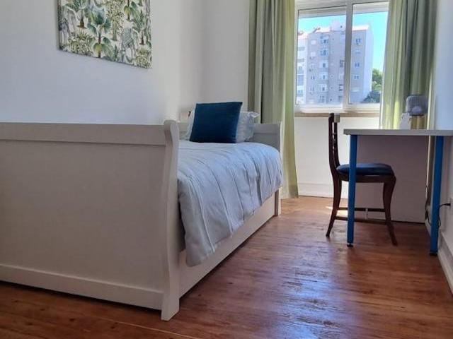 Quarto alugar em São Vicente de Fora, Lisboa