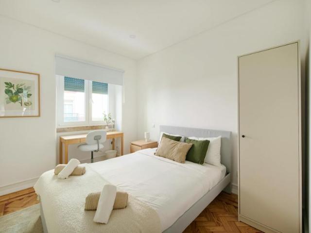 Quarto alugar em Bairro das Novas Nações, Lisboa