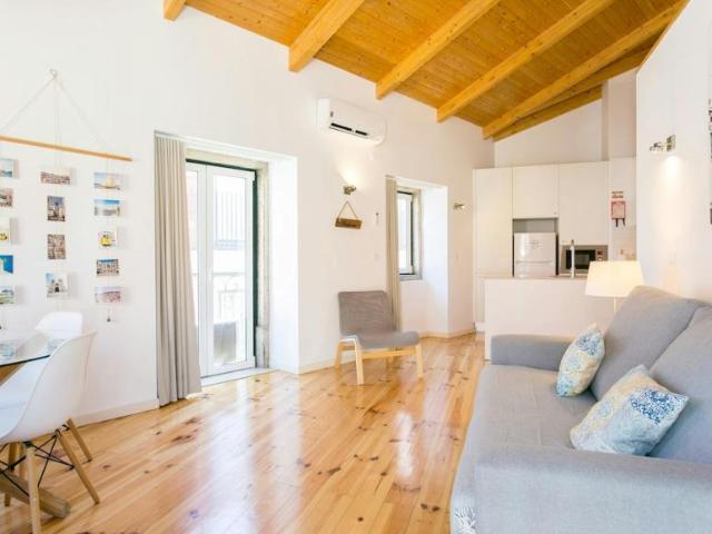 Apartamento alugar em Lisboa, São Bento