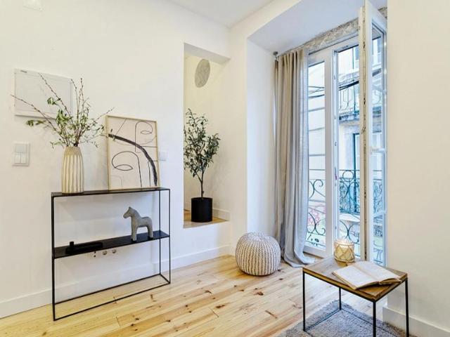 Apartamento alugar em Misericórdia, Lisboa