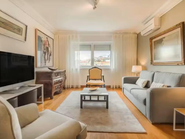 Apartamento alugar em Estrela, Lisboa
