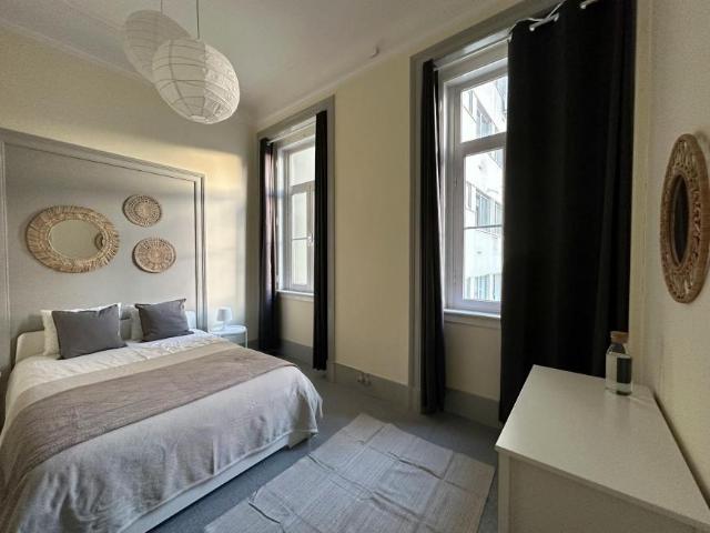 Quarto alugar em Santo António, Lisboa