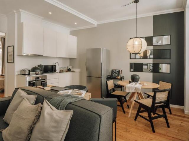 Apartamento alugar em Santo António, Lisboa