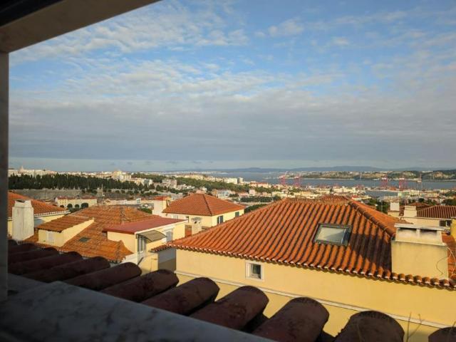 Apartamento alugar em Bairro do Alvito, Lisboa