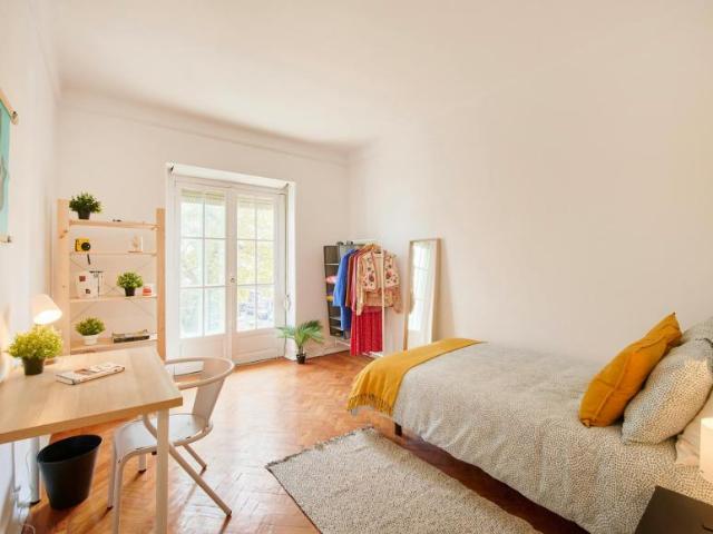 Quarto alugar em Lisboa