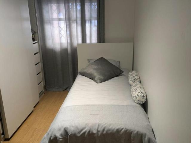Quarto alugar em Santa Clara, Lisboa