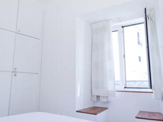 Apartamento alugar em São Vicente de Fora, Lisboa
