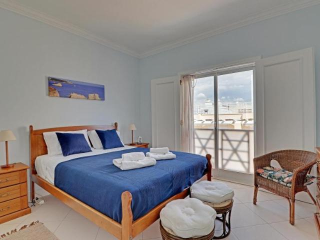 Apartamento alugar em Quarteira, Loulé