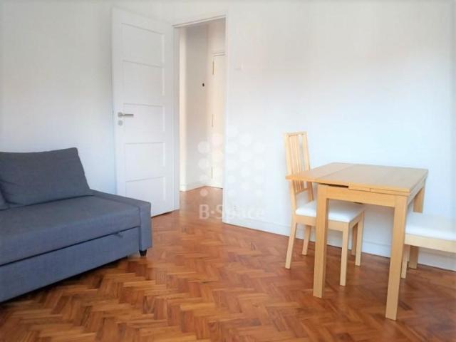 Apartamento alugar em Santiago Dos Velhos, Lisboa