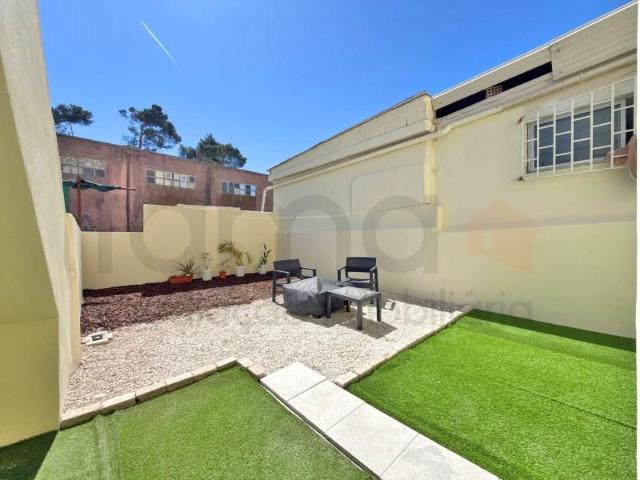 Apartamento venda em Santiago Dos Velhos, Lisboa