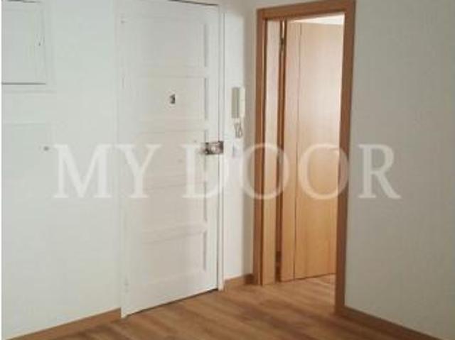 Apartamento venda em Santiago Dos Velhos, Lisboa