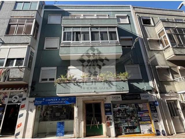 Apartamento venda em Loures
