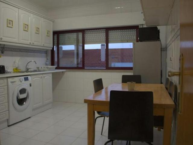 Quarto alugar em Flamenga, Santiago Dos Velhos